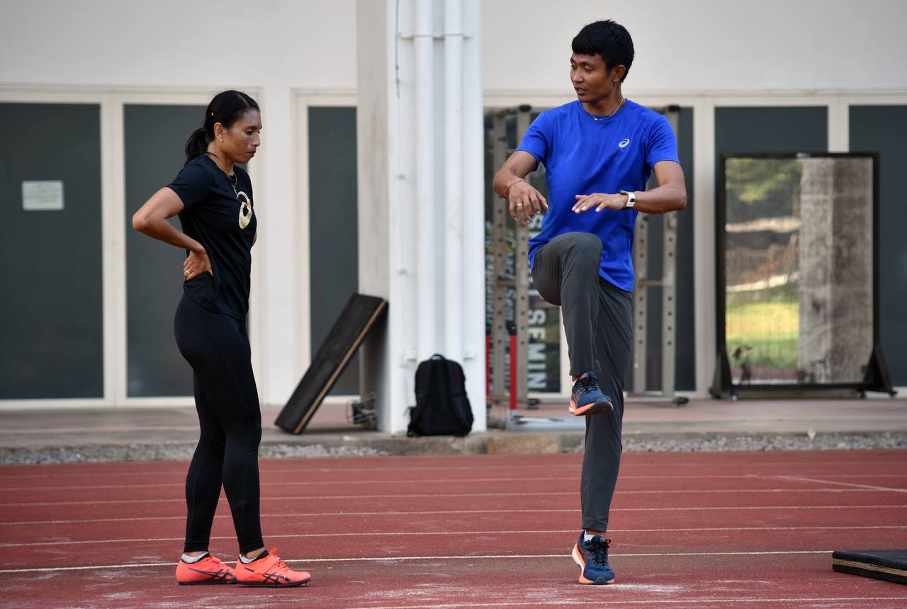 Pentingnya Latihan dengan pakaian dan sepatu yang benar